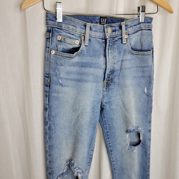 GAP Light Wash Straight Leg Ripped Holes Jeans, 24/00 - Picture 5 of 9